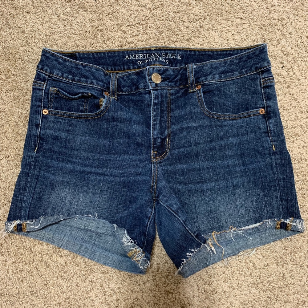 American Eagle Midi Shorts size 14